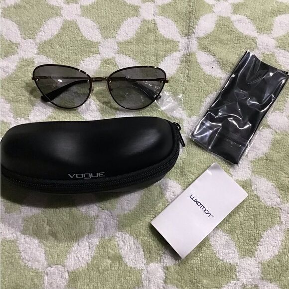 Vogue womens  Eyewear Sunglasses standard main image 8